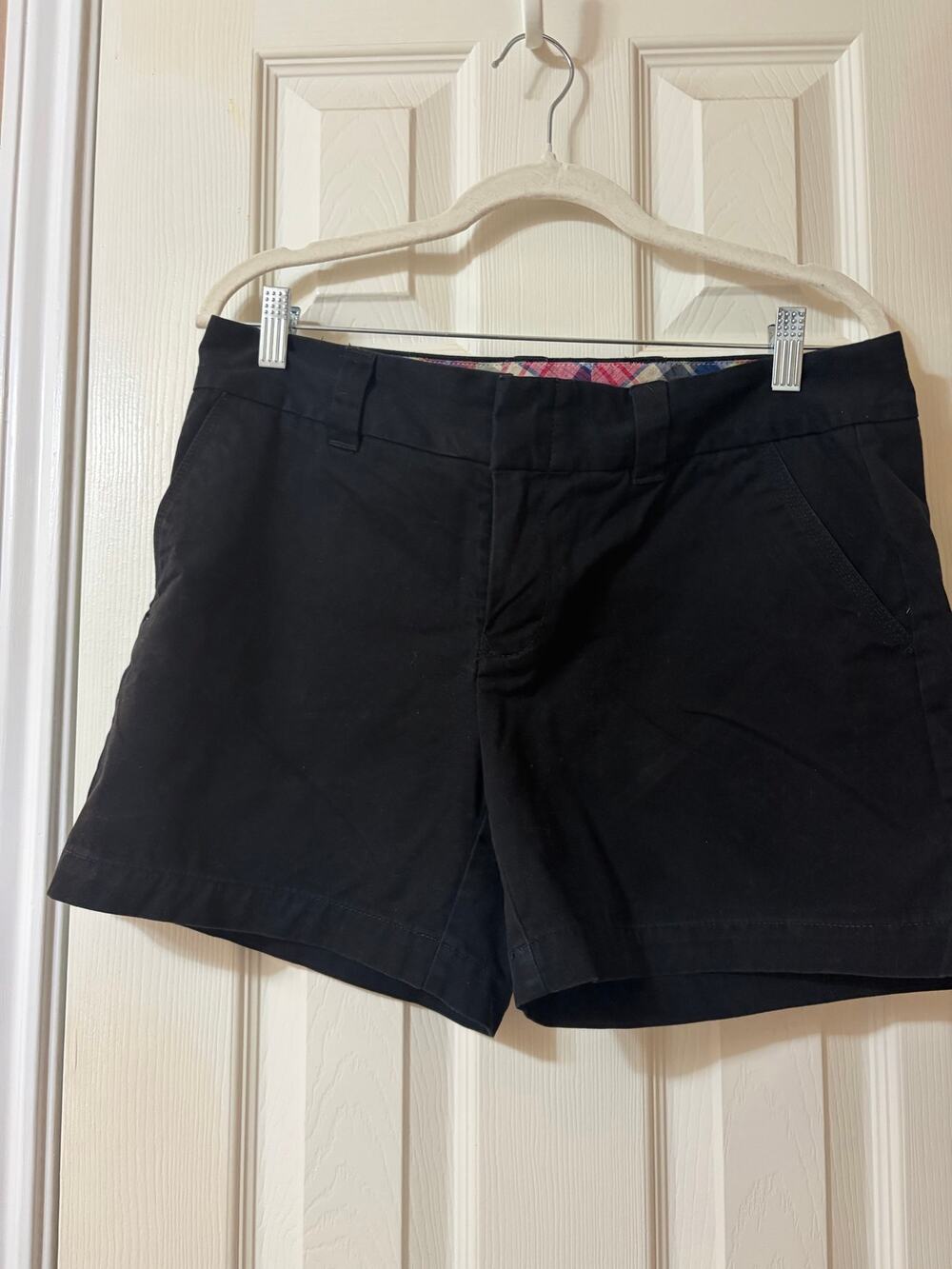Tommy Hilfiger Women’s Black Chino Shorts Size 10 Cotton Flat Front Classic